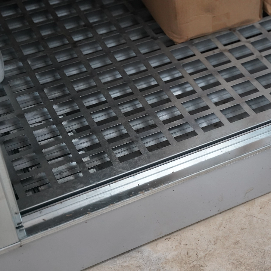 3 x 2 FOCO Contenedor para Almacenar Productos Químicos Galvanizado