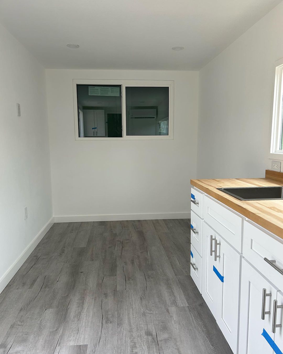 Casa Portátil De 20×8 Pies En Venta