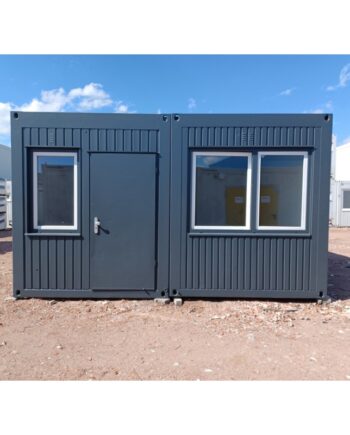 Conversión de oficina individual en dos plantas con baño y aseo, opción de accesorios de cocina (30 m²)